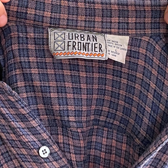 Super Soft Checkered button down - Picture 6 of 6